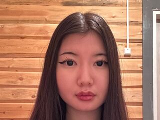 nude webcamgirl photo KenishaFaylor