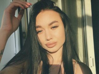 hot cam girl fingering shaved pussy KimikoBardach