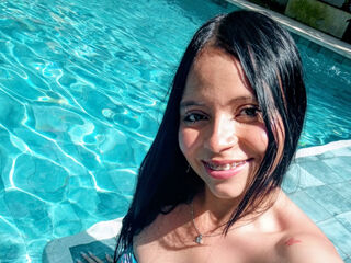 webcamgirl chat room LauraVelle