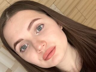 nude cam girl photo LauriMaynor