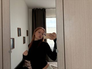hot cam girl masturbating with sextoy LennieLukasik