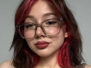 cam girl video chat LessyGrayce