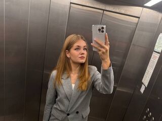 camwhore photo LizzieIacovino