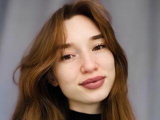 camgirl masturbating LouieAldaco