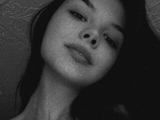 jasmin LubaArvanitis