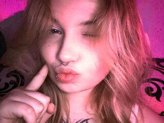 hot cam whore LucileSharples