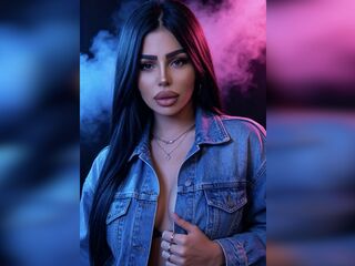 fingering webcamgirl LunaVixe