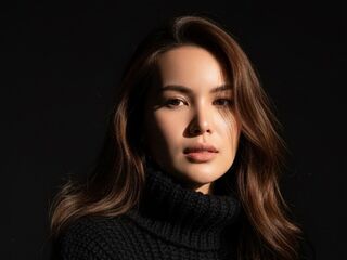 camgirl fingering wet pussy MaliaPokita