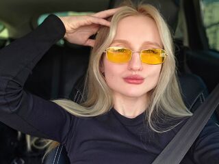 camgirl showing tits MarfaLane