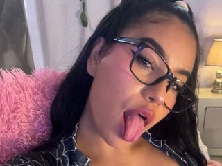 girl cam free MihaCameron