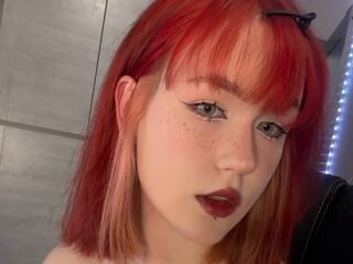 beautiful camgirl MiraGinger