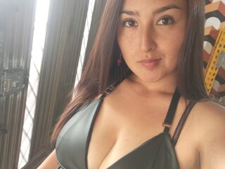 hot cam girl masturbating with dildo MirandaMendez