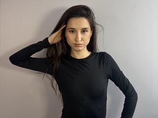 chat room live cam MirelNaomi