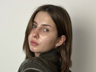 cam girl showing pussy MollySodisia