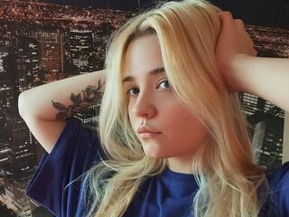 camsex photo MonnieMoniz