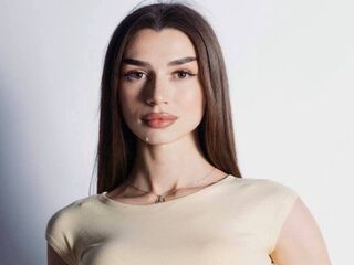 hot webcam video MyriamDonalson