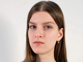 live webcam model MyrtieKatula