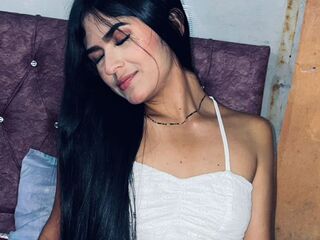naked camgirl fingering pussy NileveSantana