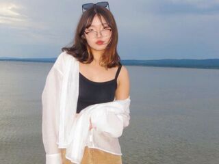 beautiful girl NobukoCheeks