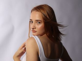 naked webcamgirl PhyllisFunnell