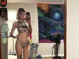 naked cam girl masturbating with vibrator RonniWild