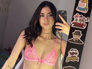 naked girl with webcam masturbating SammyBoneth