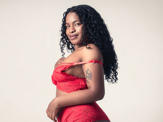 naughty camgirl masturbating with vibrator SashaFerrer