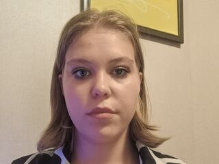 kinky cam video SaturninaLeavitt