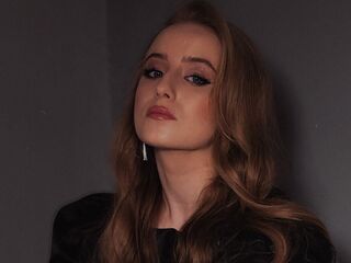 hot cam girl masturbating with dildo SavinaMinosi