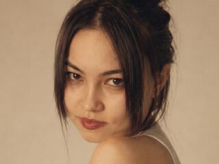 naughty camgirl SeeBugl