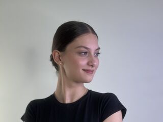 extrreme webcam picture SharikaWigington