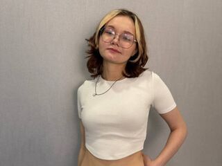 nude cam ShemikaDestro