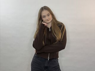 naughty camgirl SigneKeatley