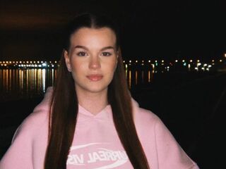 shaved pussy webcam StaceyRouthier