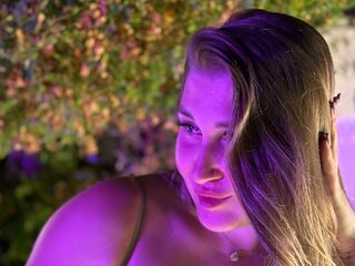 adult webcam chatroom TarahZullo