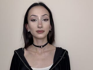 girl showing tits TaylorGish