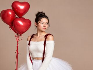 masturbating webcamgirl TomikaHocket
