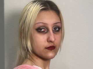 cam girl VictorinaHarvest